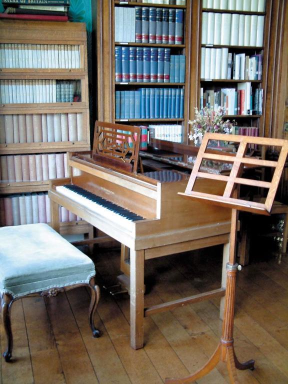 Gregynog Hall Affittacamere Tregynon Esterno foto