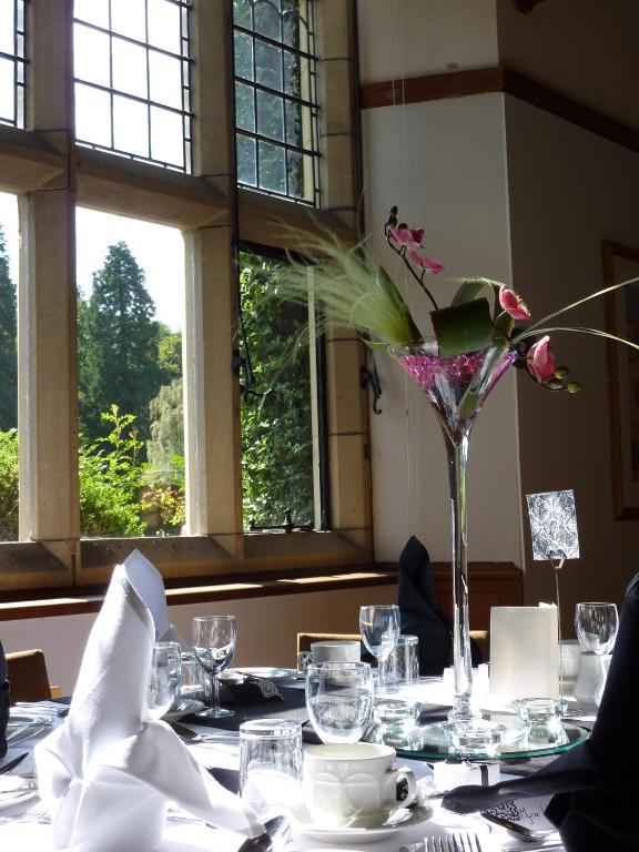 Gregynog Hall Affittacamere Tregynon Esterno foto