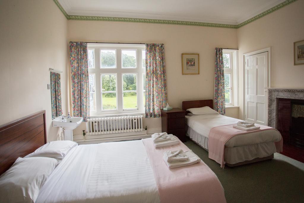 Gregynog Hall Affittacamere Tregynon Esterno foto
