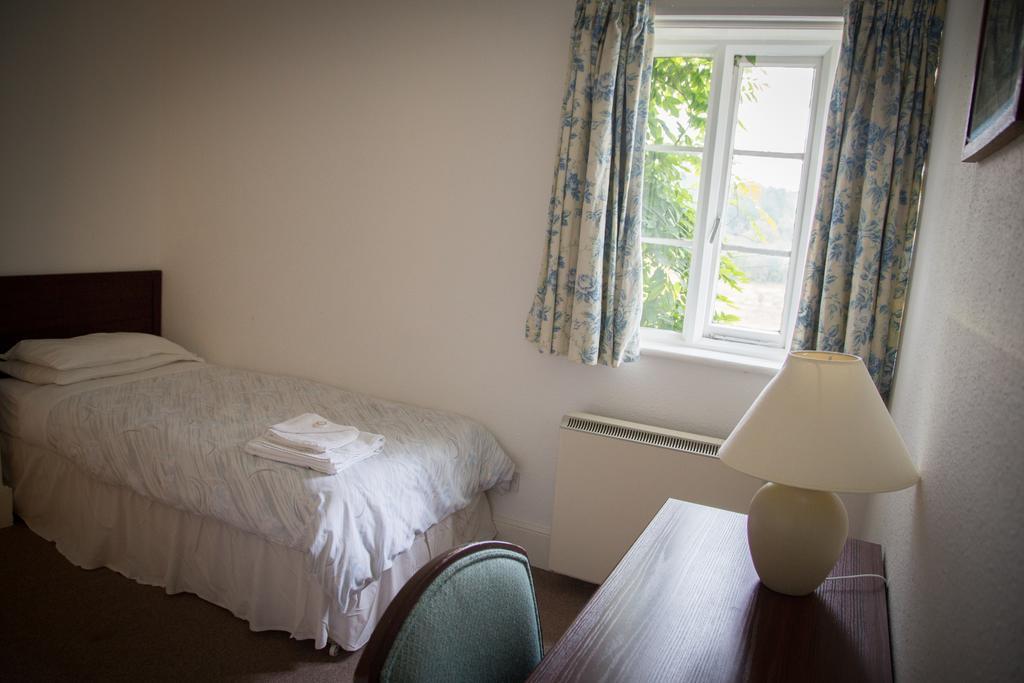 Gregynog Hall Affittacamere Tregynon Esterno foto