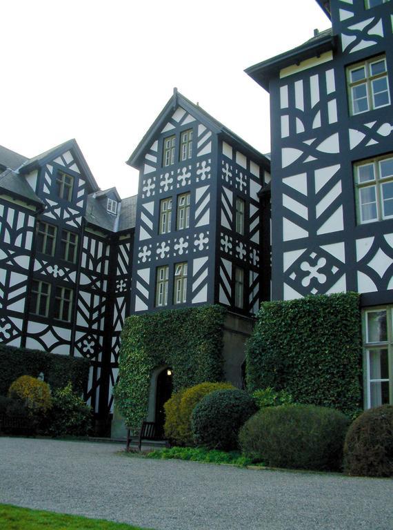 Gregynog Hall Affittacamere Tregynon Esterno foto